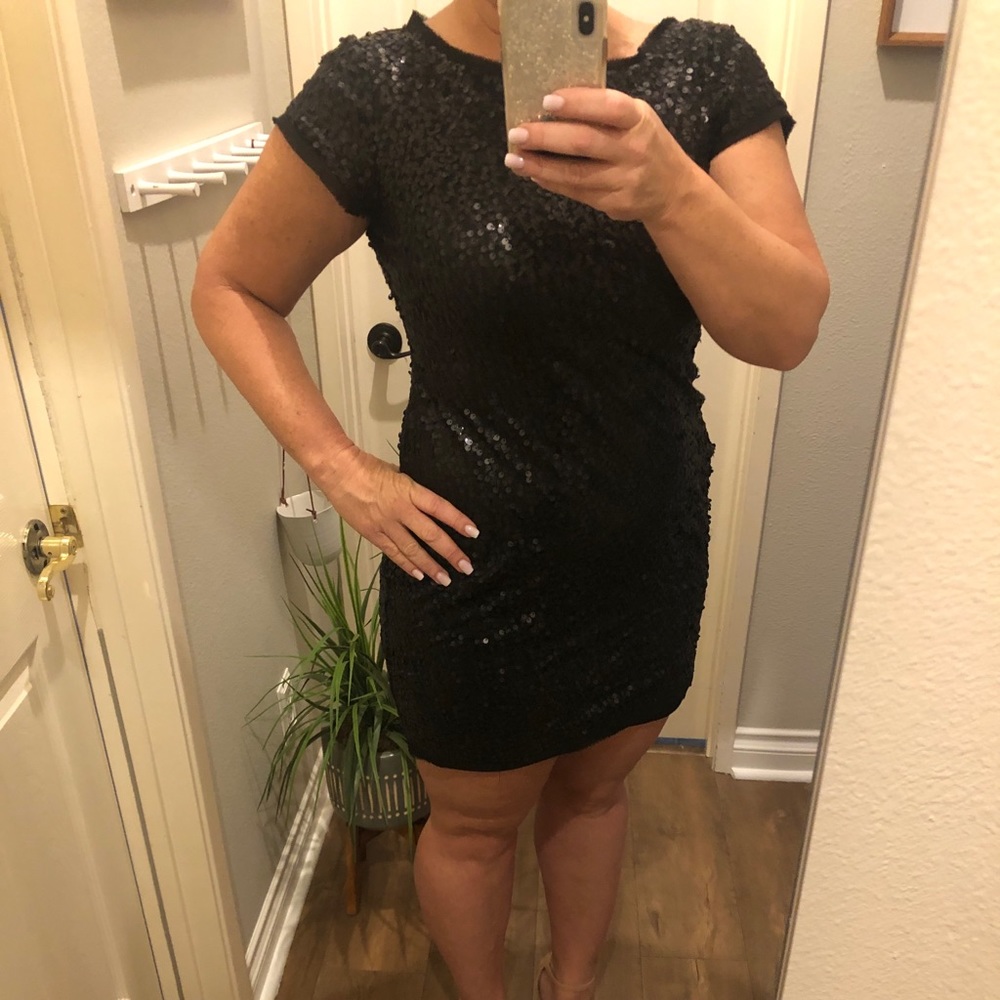 Vince Camuto Black Sequin Sheath Dress size 10